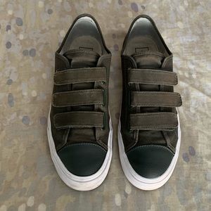 VANS Men’s Prison Issue